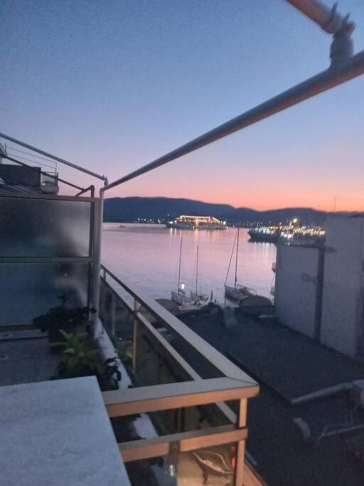 Apartamento Cozy Seaside Penthouse With Sea & Mountain View. Volos Exterior foto